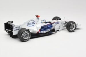 BMW Sauber F1.07 #9 N. Heidfeld Launch Version 2007 Minichamps 1:18 80430426994 Kovina – slika 2 od 7
