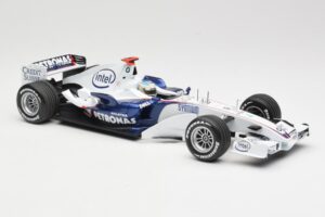 BMW Sauber F1.07 #9 N. Heidfeld Launch Version 2007 Minichamps 1:18 80430426994 Kovina – slika 4 od 7