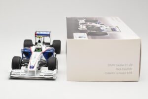 BMW Sauber F1.09 #6 N. Heidfeld Launch Version 2009 Minichamps 1:18 80432154856 Kovina – slika 6 od 7