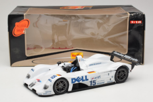 BMW V12 LMR #15 Y. Dalmas / J. Winkelhock / P. Martini 24 Hours of Le Mans Winner 1999 Maisto 1:18 56062 Kovina – slika 8 od 8