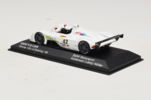 BMW V12 LMR #42 T. Kristensen / J.J. Lehto / J. Muller 24 Hours of Le Mans 1999 Minichamps 1:43 80429418137 Kovina – slika 3 od 5