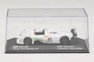 BMW V12 LMR #42 T. Kristensen / J.J. Lehto / J. Muller 24 Hours of Le Mans 1999 Minichamps 1:43 80429418137 Kovina – slika 4 od 5
