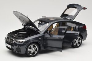 BMW X4 F26 Sophisto Grey Paragon 1:18 80432352461 Kovina – slika 2 od 8