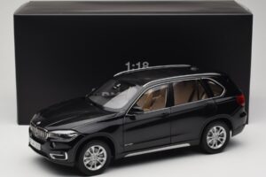 BMW X5 E70 Sapphire Black Paragon 1:18 PA-97071 Kovina – slika 8 od 8