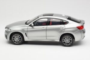 BMW X6 M F86 Donington Siva Metalik Norev 1:18 80432364886 Kovina – slika 4 od 8