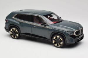 BMW XM G09 Isle of Man Green Minichamps 1:18 110023300 Kovina – slika 6 od 8