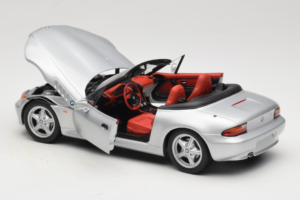 BMW Z3 Kabriolet Srebrna UT Models 1:18 20402 Kovina – slika 5 od 8