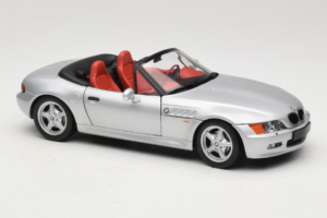 BMW Z3 Kabriolet Srebrna UT Models 1:18 20402 Kovina – slika 6 od 8