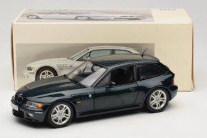 BMW Z3 Coupe 2.8 Zelen Dealerska Izdaja UT Models 1:18 80439422349 Kovina – slika 8 od 8