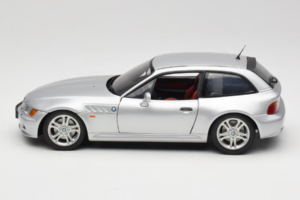 BMW Z3 E36/8 Coupe 2.8 Srebrna UT Models 1:18 20421-R1 Kovina – slika 4 od 8