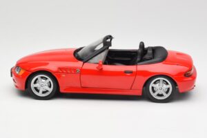 BMW Z3 E36/7 Kabriolet Rdeč UT Models 1:18 180024330 Kovina – slika 4 od 8