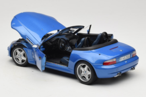 BMW Z3 M Roadster Moder Dealerska Izdaja UT Models 1:18 80439422939 Kovina – slika 5 od 8