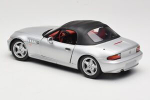 BMW Z3 Roadster 1.8 Srebrn UT Models 1:18 20404 Kovina – slika 7 od 8