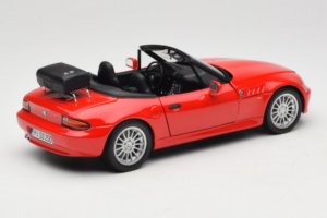 BMW Z3 Roadster 1.9 Rdeč Dealerska Izdaja UT Models 1:18 80439423068 Kovina – slika 3 od 8