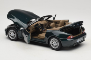 BMW Z3 Roadster 2.8 Temno Zelen Dealerska Izdaja UT Models 1:18 80439411713 Kovina – slika 5 od 8