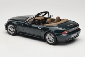 BMW Z3 Roadster 2.8 Temno Zelen Dealerska Izdaja UT Models 1:18 80439411713 Kovina – slika 7 od 8