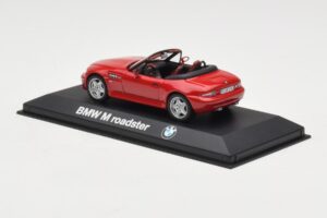 BMW Z3 Roadster 2.8 Rdeč Minichamps 1:43 BMW004 Kovina – slika 3 od 4