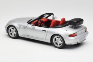 BMW Z3 Roadster Z Prtljažnikom Srebrna UT Models 1:18 20407 Kovina – slika 7 od 8