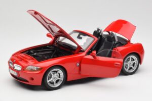 BMW Z4 E85 Roadster Rdeč Bburago 1:18 34046 Kovina – slika 2 od 8