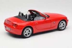 BMW Z4 E85 Roadster Rdeč Bburago 1:18 34046 Kovina – slika 3 od 8