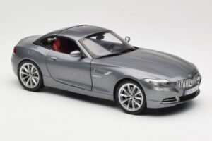 BMW Z4 E89 sDrive 35i Space Grey Metallic Kyosho 1:18 80432147085 Kovina – slika 6 od 8