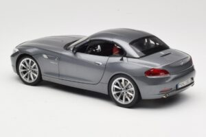 BMW Z4 E89 sDrive 35i Space Grey Metallic Kyosho 1:18 80432147085 Kovina – slika 7 od 8