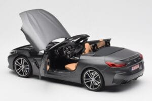BMW Z4 G29 Siv Metallic Norev 1:18 183270 Kovina – slika 5 od 8