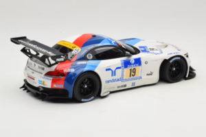 BMW Z4 GT3 #19 Team Schubert J. Muller / D. Muller ADAC 24 Hours Nurburgring 2013 Minichamps 1:18 151132319 Kovina – slika 2 od 6