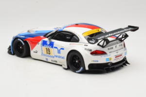BMW Z4 GT3 #19 Team Schubert J. Muller / D. Muller ADAC 24 Hours Nurburgring 2013 Minichamps 1:18 151132319 Kovina – slika 5 od 6