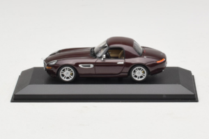 BMW Z8 Rjava Hardtop Minichamps 1:43 BMW019 Kovina