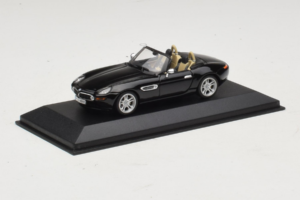 BMW Z8 Kabriolet Črna Minichamps 1:43 80420026607-R1 Kovina – slika 2 od 4