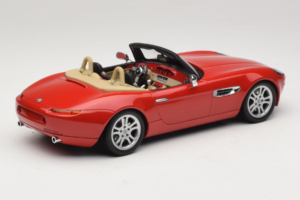 BMW Z8 Rdeč Minichamps 1:18 155024230 Kovina – slika 2 od 6