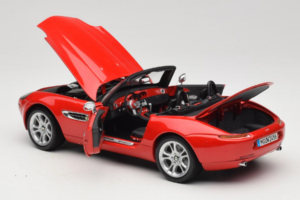 BMW Z8 Rdeča Kyosho 1:18 80439411730 Kovina – slika 6 od 9