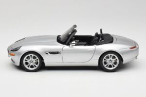 BMW Z8 E52 Kabriolet Srebrna Kyosho 1:18 80432411551 Kovina – slika 4 od 8