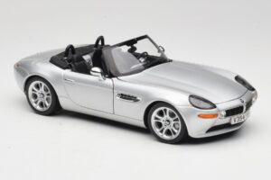 BMW Z8 E52 Kabriolet Srebrna Kyosho 1:18 80432411551 Kovina – slika 6 od 8