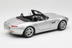 BMW Z8 E52 Titanium Silver Maisto 1:18 536896 Kovina – slika 3 od 8