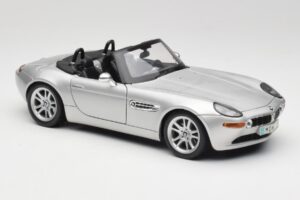 BMW Z8 E52 Titanium Silver Maisto 1:18 536896 Kovina – slika 6 od 8