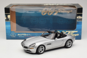 BMW Z8 Srebrna 007 The World Is Not Enough AUTOart 1:18 70511 Kovina – slika 8 od 8