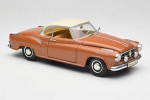 Borgward Isabella Coupe Bronasta Bela Revell 1:18 08982 Kovina – slika 6 od 8