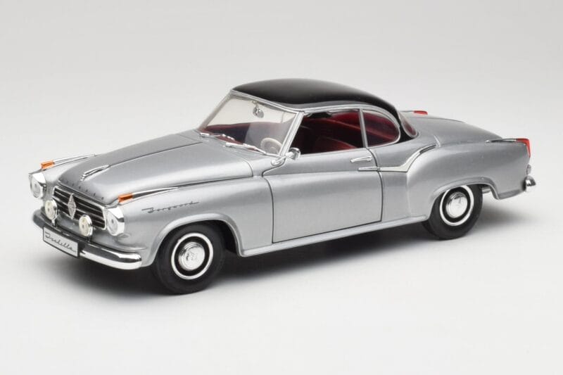 Borgward Isabella Coupe Siv & Črn Revell 1:18 8989 Kovina
