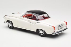 Borgward Isabella Coupe Bel Revell 1:18 08982-W1 Kovina – slika 7 od 8