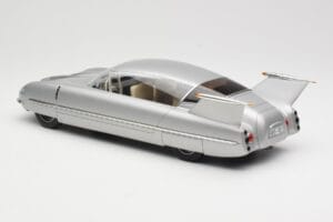 Borgward Traumwagen Srebrn BoS Models 1:18 BOS052 Smola – slika 5 od 6