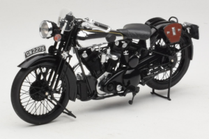 Brough Superior SS 100 T. E. Lawrence Minichamps 1:18 122135500 Kovina