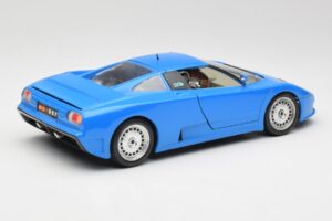 Bugatti EB110 Moder Bburago 1:18 3035 Kovina – slika 3 od 8