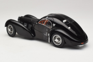 Bugatti Type 57 SC Atlantic Črna Solido 1:18 S1802101 Kovina – slika 5 od 6