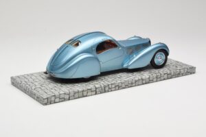 Bugatti Type 57SC Atlantic Modra Minichamps 1:18 107110320 Kovina – slika 2 od 6