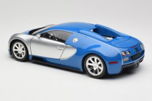 Bugatti Veyron Edition Centenaire Chrome Blue Minichamps 1:18 100110850 Kovina – slika 7 od 8