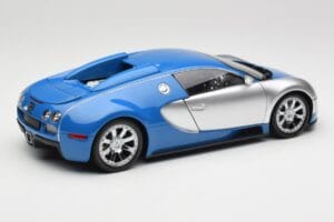 Bugatti Veyron Edition Centenaire Chrome Blue Minichamps 1:18 100110850-O Kovina – slika 3 od 7