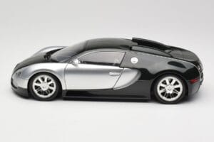 Bugatti Veyron Edition Centenaire Chrome Green Minichamps 1:18 100110852 Kovina – slika 4 od 8