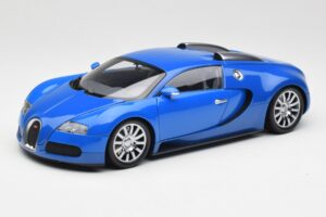 Bugatti Veyron Svetlo Modra Temno Modra Minichamps 1:18 100110821 Kovina